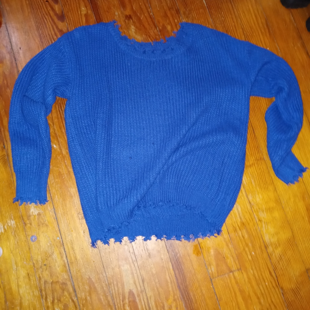Womans/JuniorsMed-lg Royal Blue Distressed Sweater